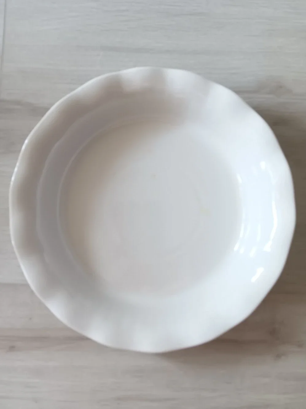 CorningWare Stoneware Baking Dish Serveware Fluted Pie Pan French White 9
